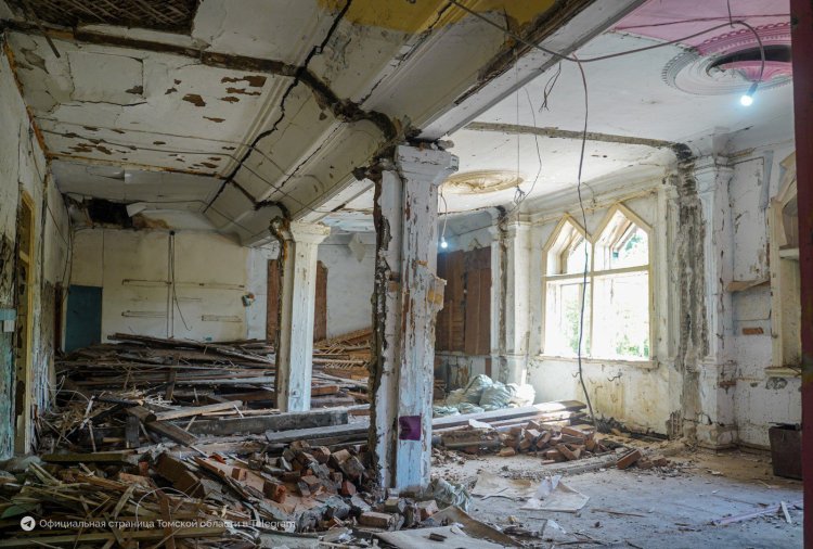 השיפוצים שנעשים כיום בבית הכנסת של הקנטוניסטים