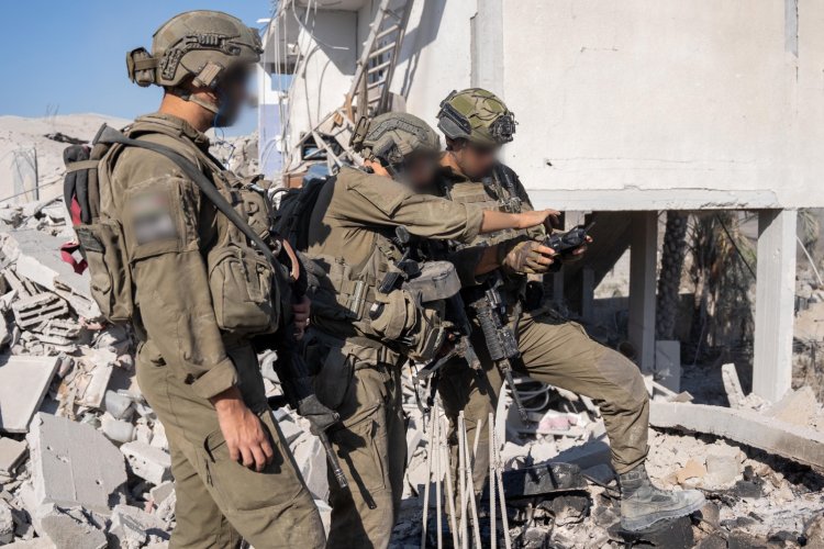 כוחות צה"ל בעיר עזה (צילום: דובר צה״ל)