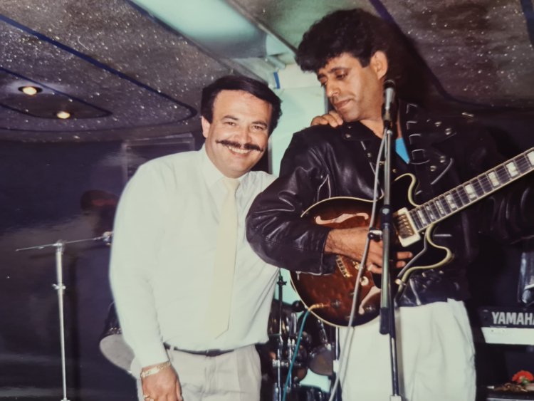 Avi Cohen with singer, Shimi Tavori.