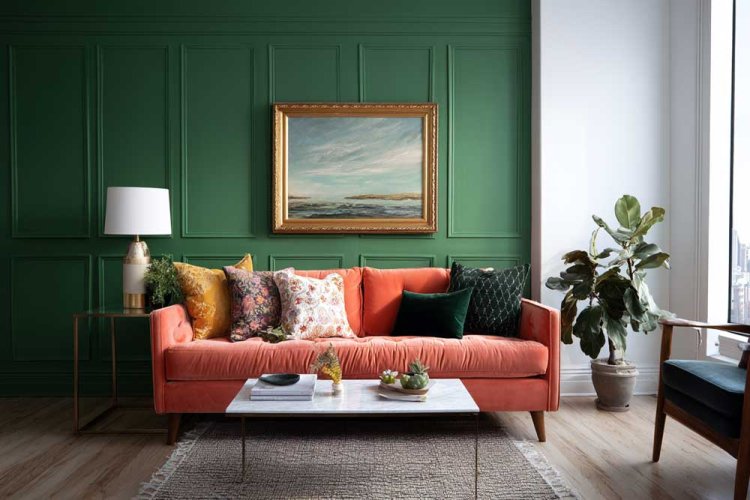 מי שמרגיש מוכן לצעד קצת יותר נוכח, יכול לשקול קיר כוח צבעוני