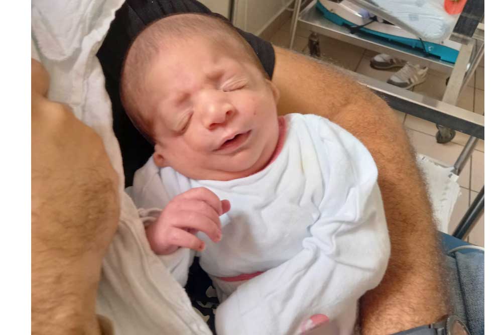 המיילדת בחדר הלידה זיהתה מיד שמשהו אינו כשורה