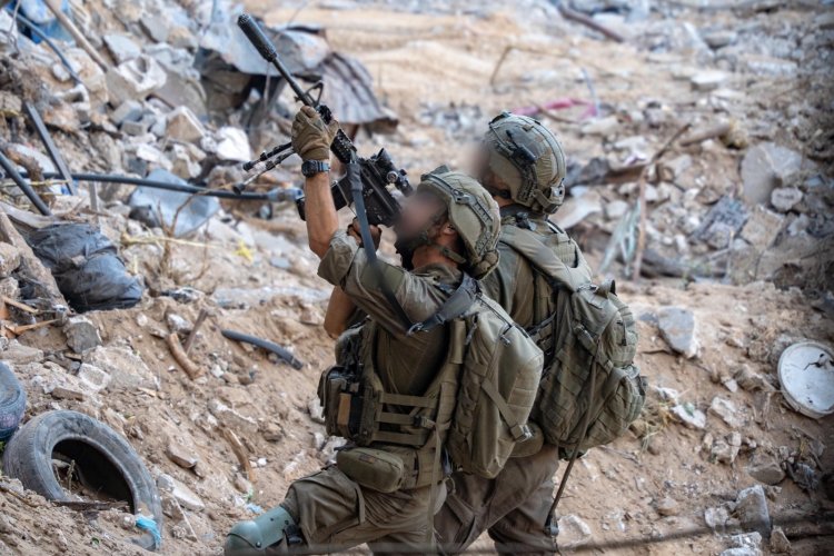 כוחות צק״ח גבעתי בעיר עזה (צילום: דובר צה״ל)