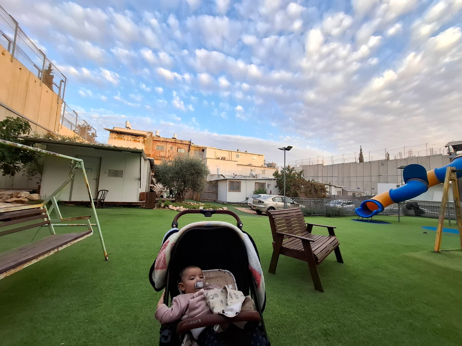 אחת מבנותיו של נעם בגן השעשועים שבבית לחם המתחדשת