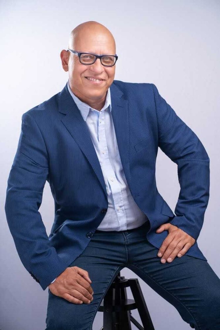 יקי אדיר • יח"צ