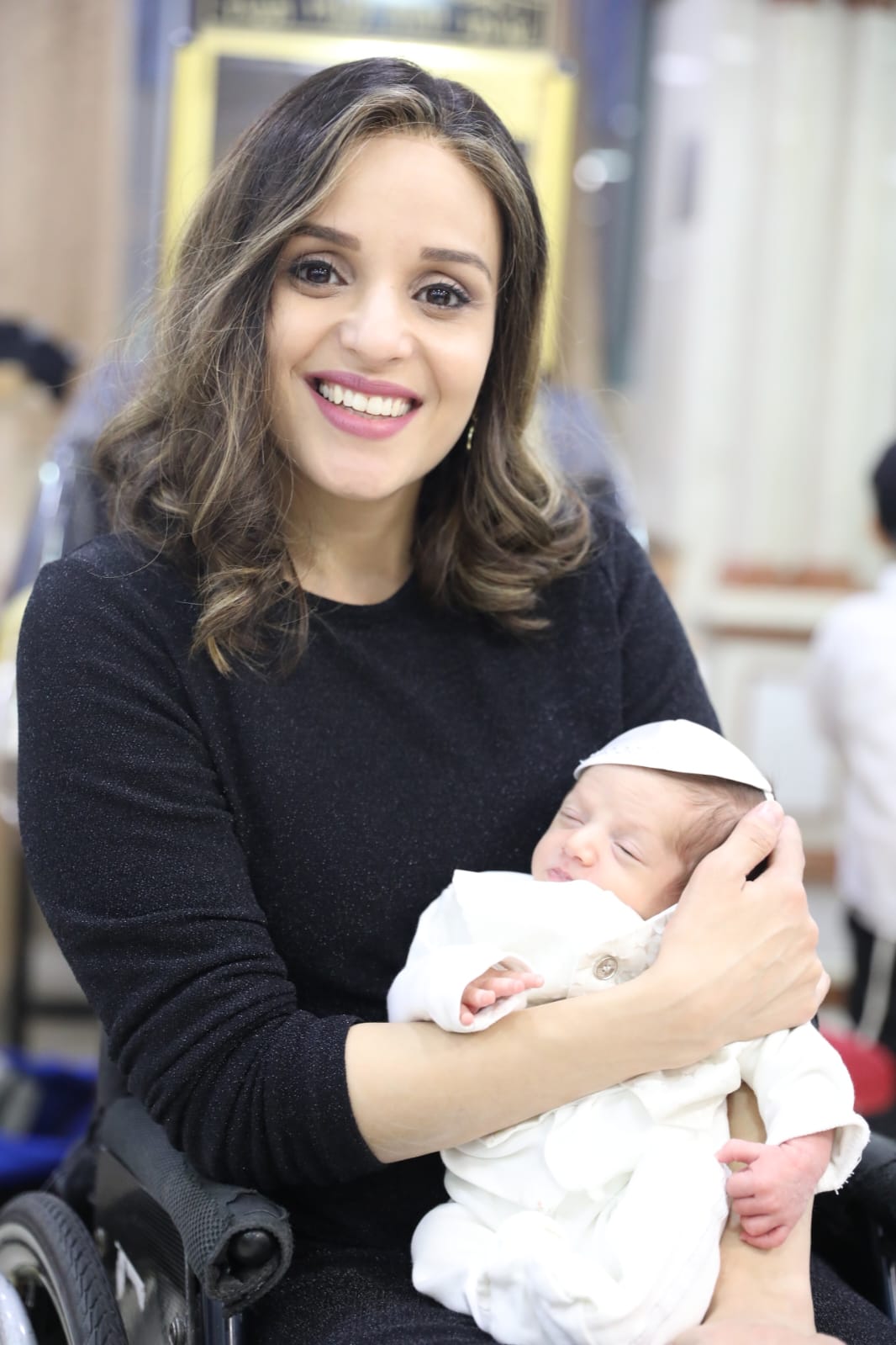 בת חן בברית של בנה (צילום: אבי קטנוב)