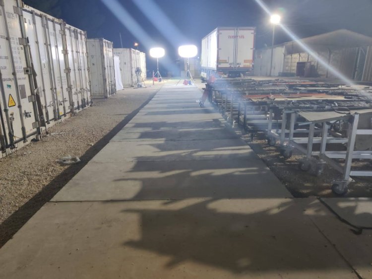 המכולות בהן נשמרו החללים עד לזיהוי