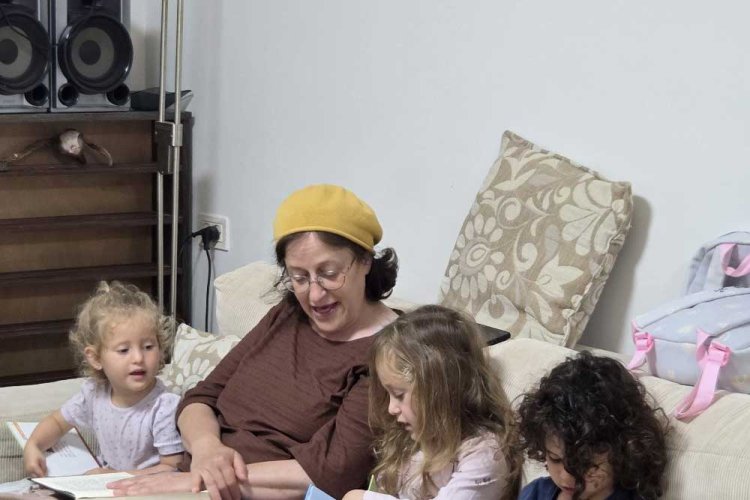 שריתה מנדלסון הי"ד ונכדותיה