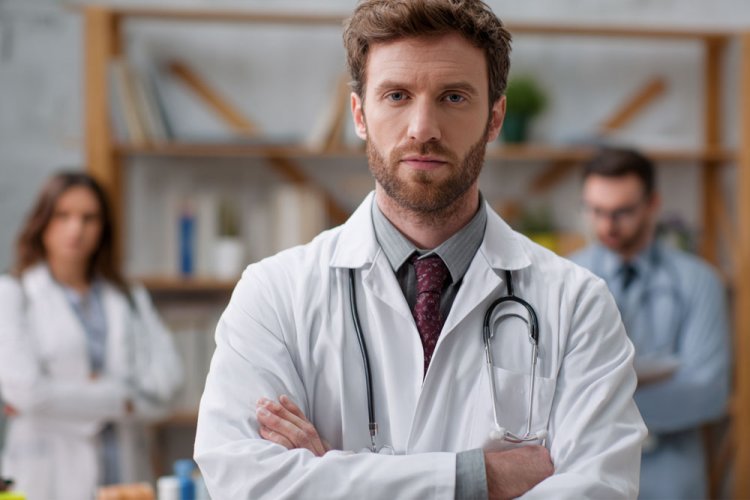 רוב הרופאים כלל לא יודעים להציע טיפול נכון (אילוסטרציה)