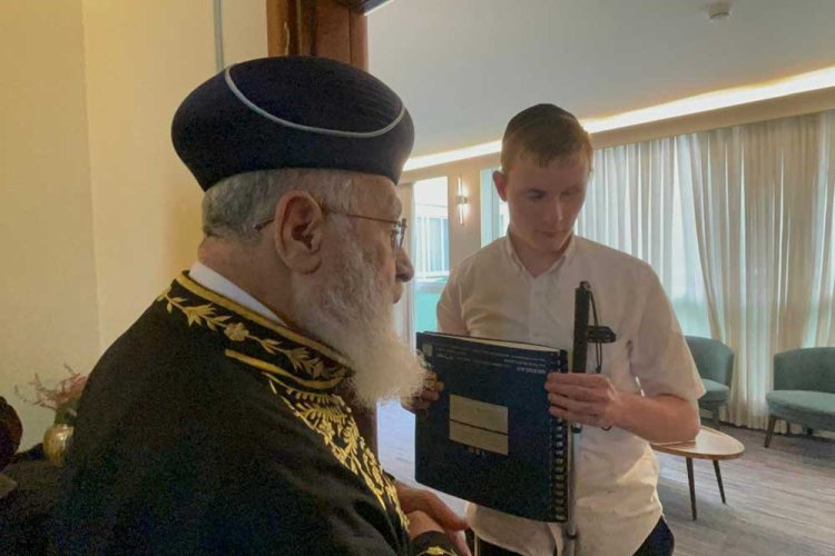 עם הראשון לציון, הגאון רבי יצחק יוסף שליט''א