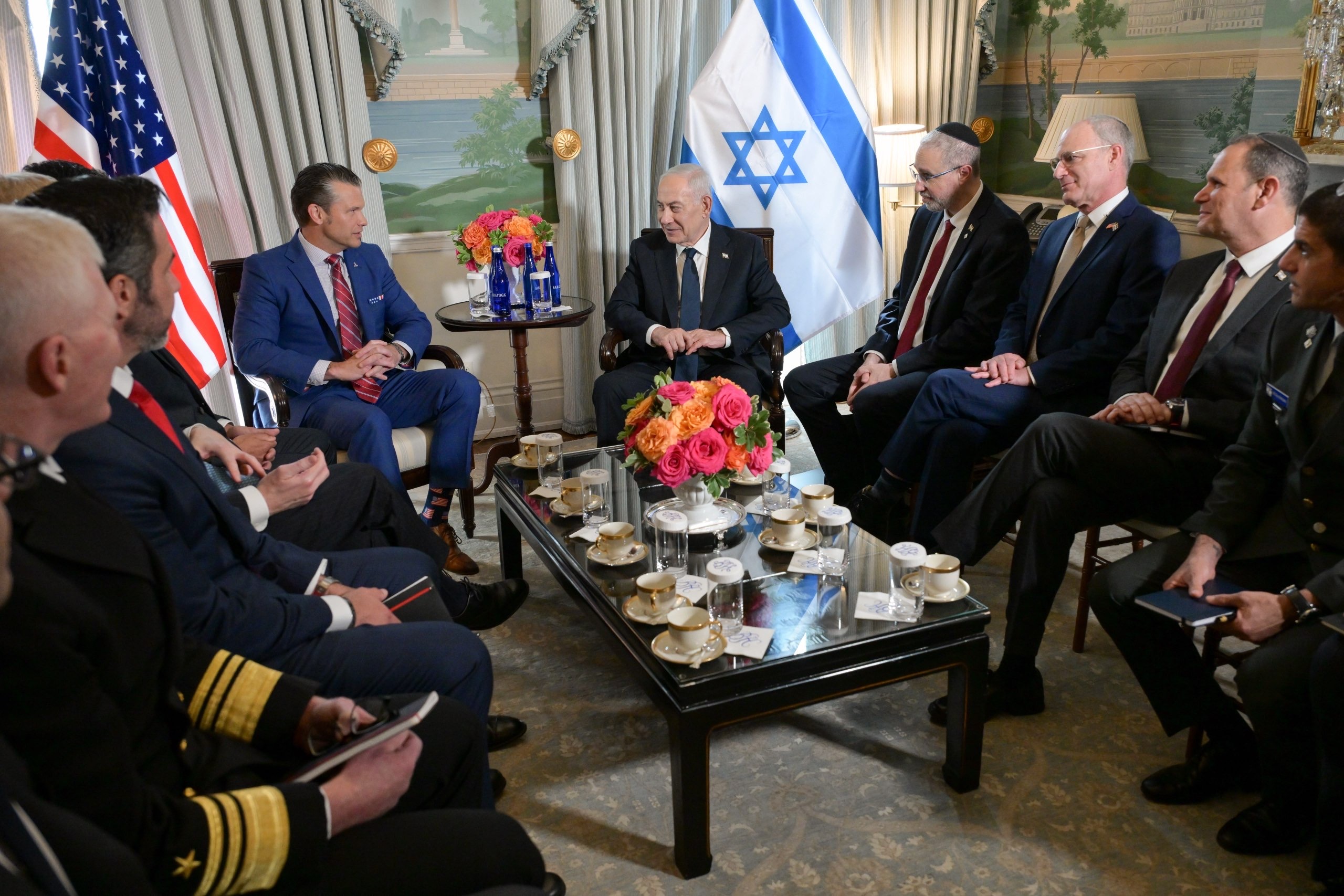 נתניהו והגסת׳ (צילום: מעיין טואף, לע״מ)