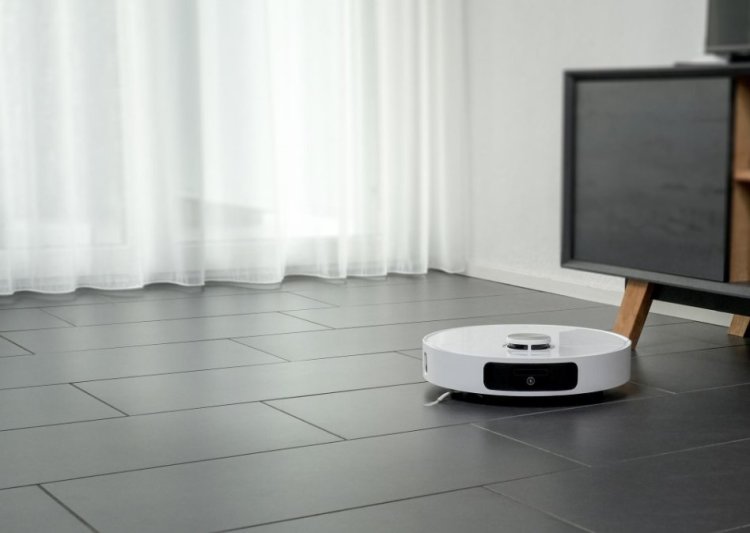 הטכנולוגיה המתקדמת מפנקת אותנו בעוזרים רובוטיים שהופכים את החיים ואת הניקיון לקלים יותר