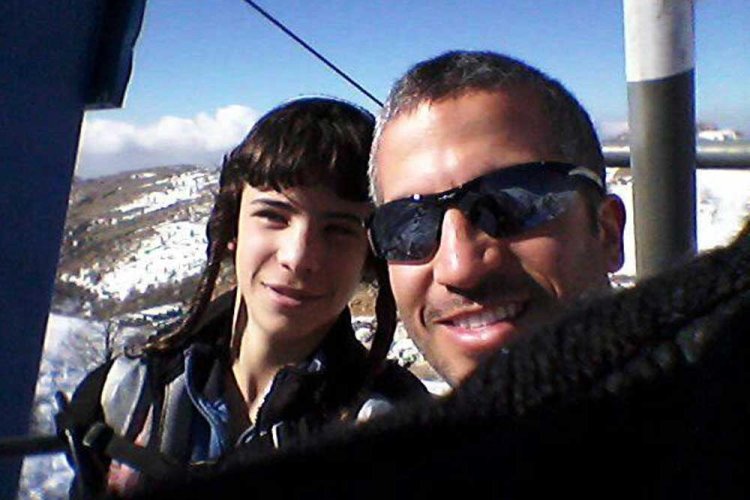 מנחם עם בן דודו פדיה מרק הי"ד שנפל בעזה