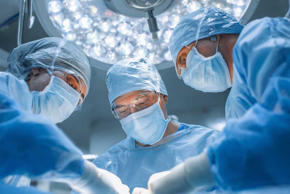 מדובר בניתוח שאורכו תשע שעות (אילוסטרציה)